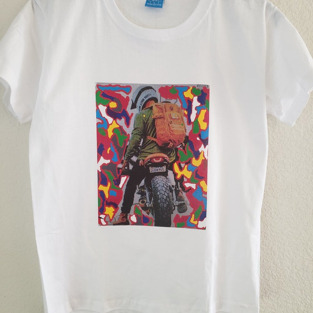 T-Shirt Size M(2 for $8)